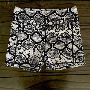 Black/White snake print biker shorts from Senita Athletics